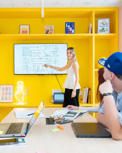 Post content from social feed T'as déjà 1773680414